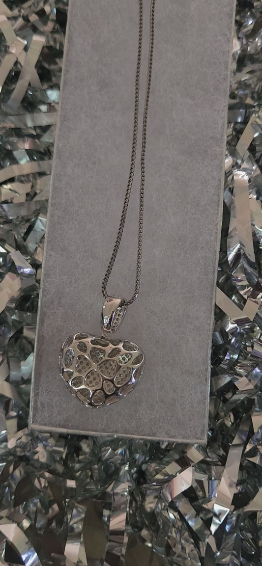 A heart full of love (necklace)