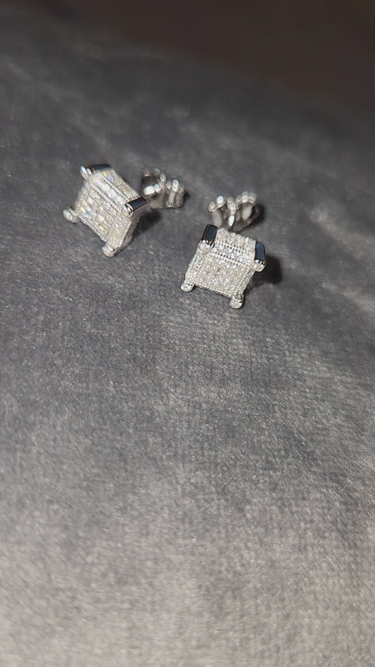 Blinged throne studs